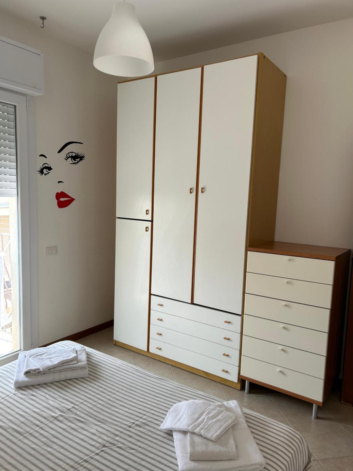 Residence Uno Studio&Suites Rimini Ngoại thất bức ảnh
