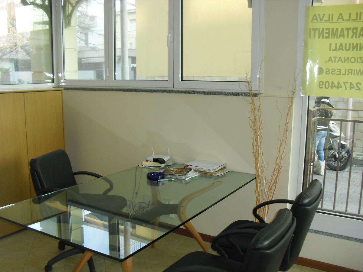 Residence Uno Studio&Suites Rimini Ngoại thất bức ảnh